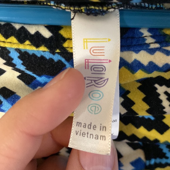 LulaRoe TC Leggings - Picture 4 of 4